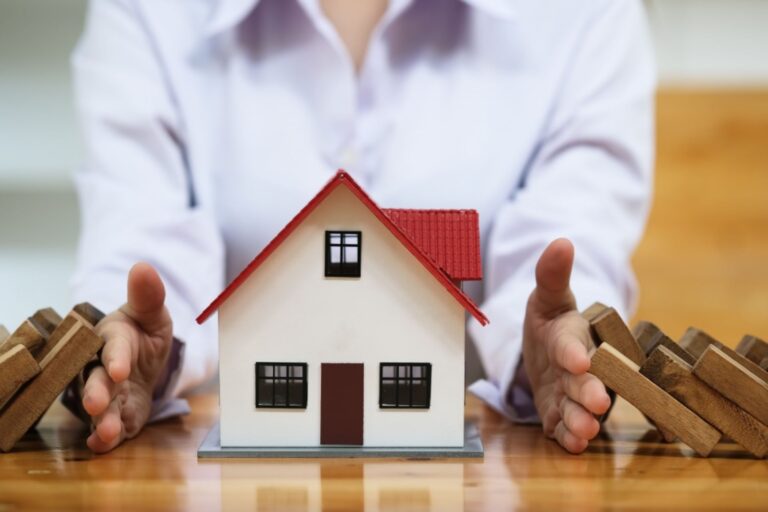 How Does Property Insurance Work for Businesses? What to Know in 2024